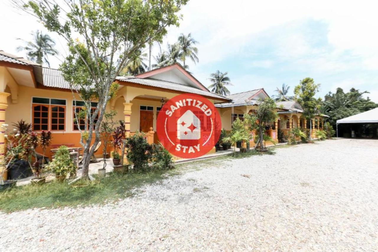 Oyo 89887 Chalet Yunie Marang Ngoại thất bức ảnh