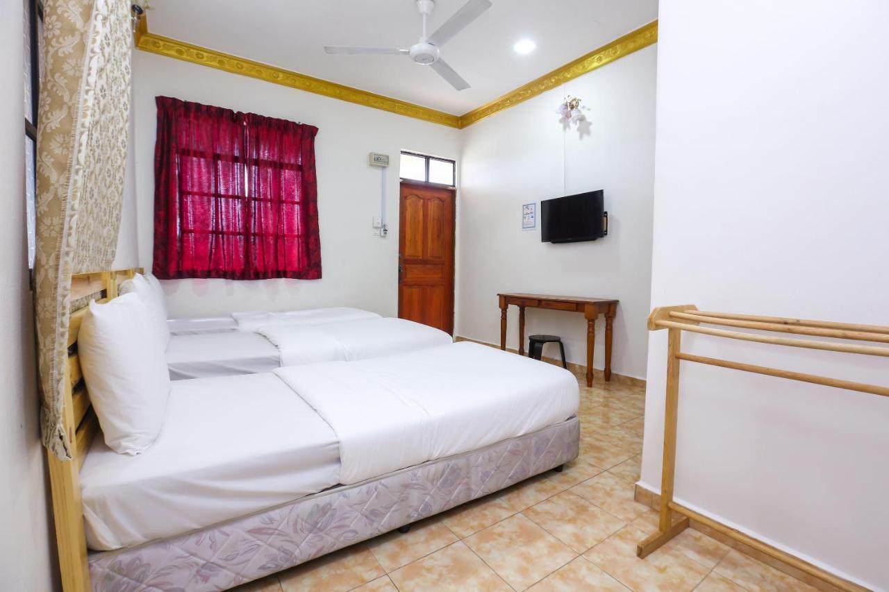 Oyo 89887 Chalet Yunie Marang Ngoại thất bức ảnh