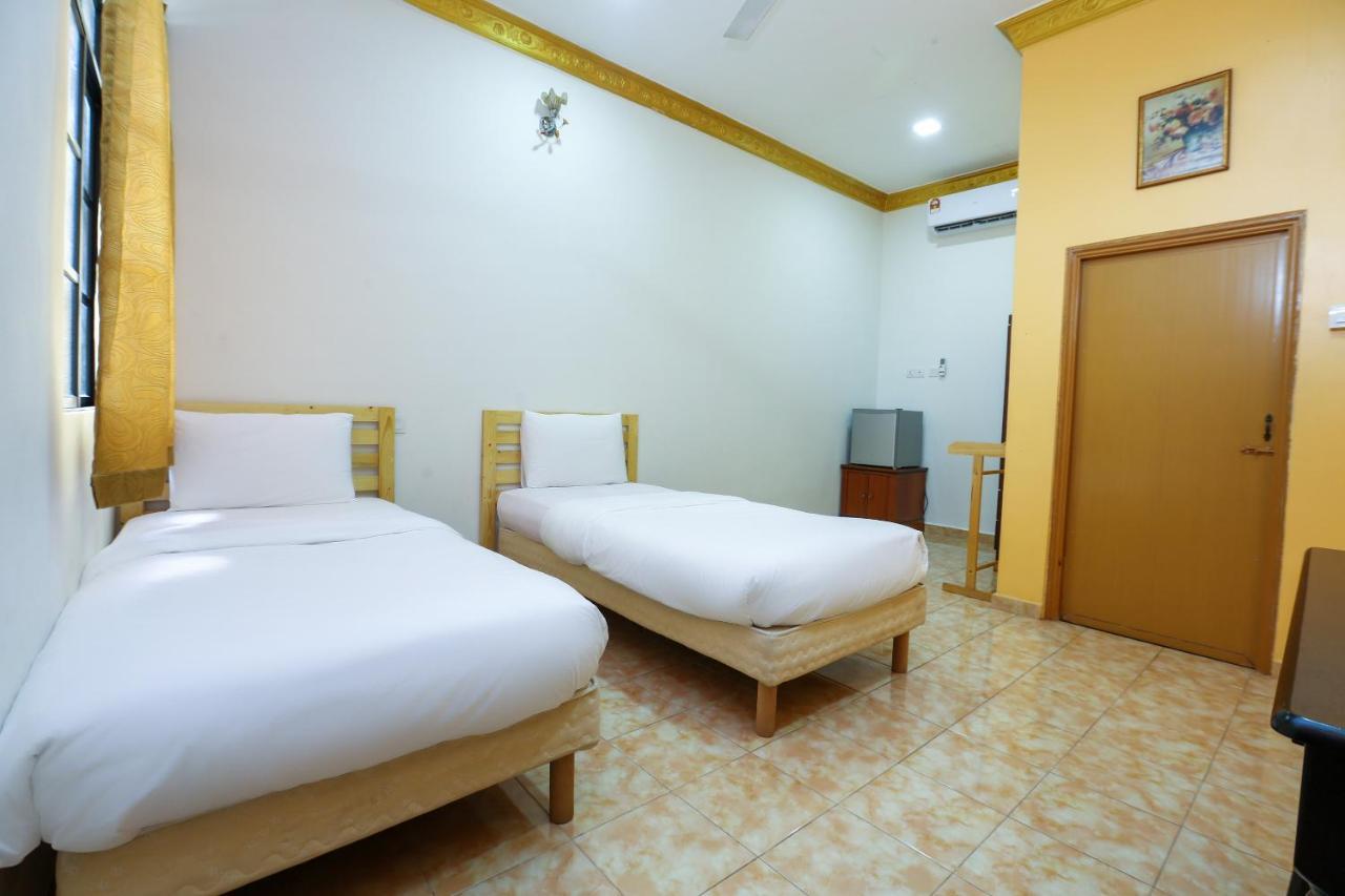 Oyo 89887 Chalet Yunie Marang Ngoại thất bức ảnh