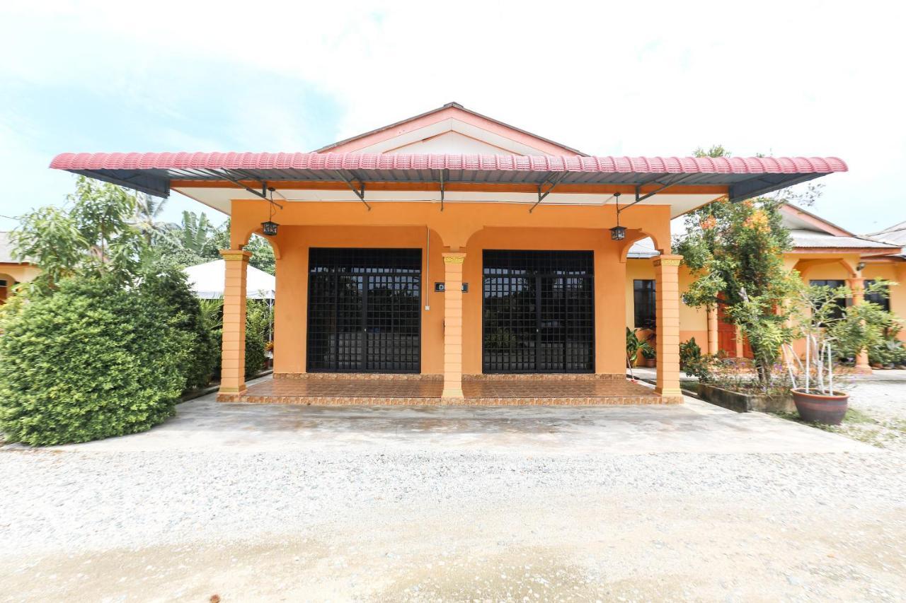 Oyo 89887 Chalet Yunie Marang Ngoại thất bức ảnh