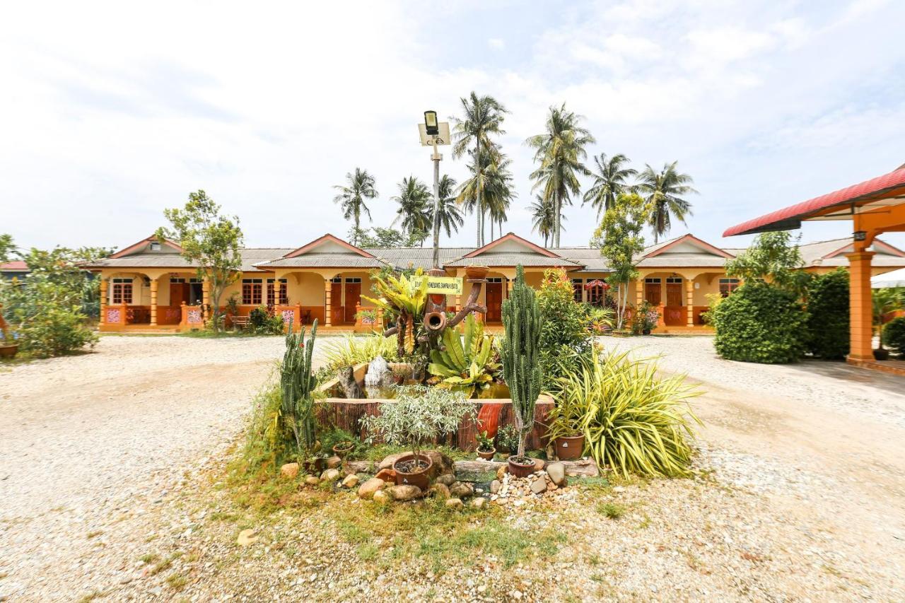 Oyo 89887 Chalet Yunie Marang Ngoại thất bức ảnh