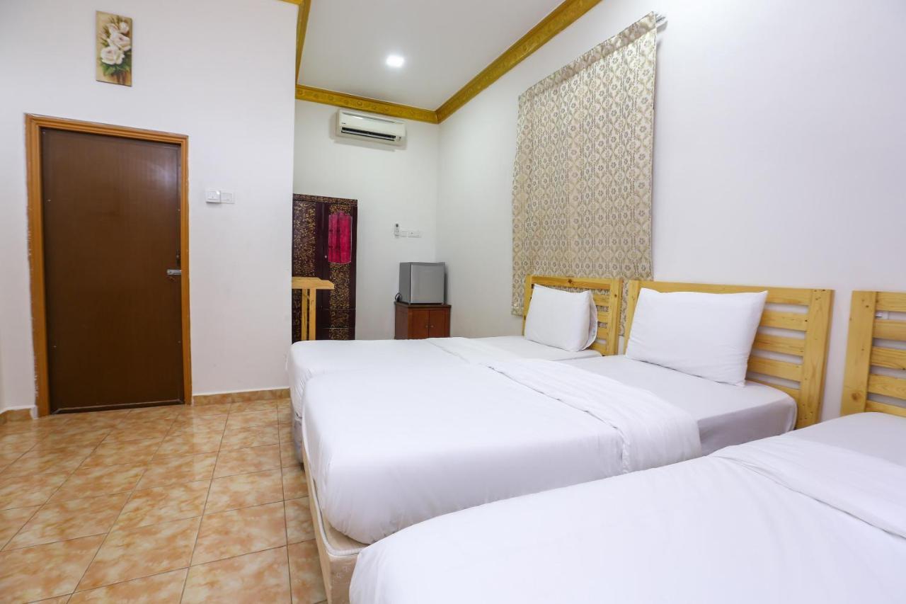 Oyo 89887 Chalet Yunie Marang Ngoại thất bức ảnh