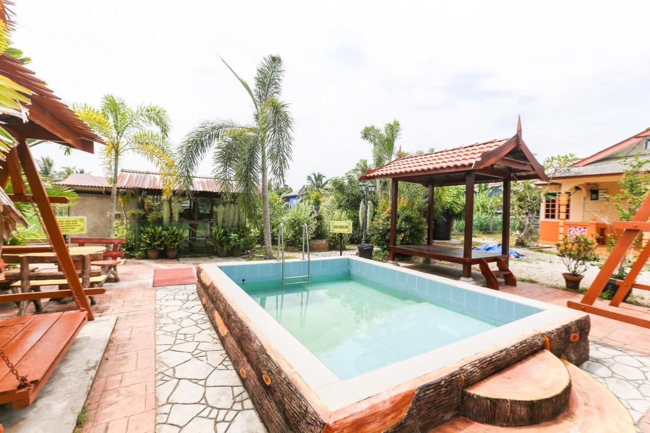 Oyo 89887 Chalet Yunie Marang Ngoại thất bức ảnh