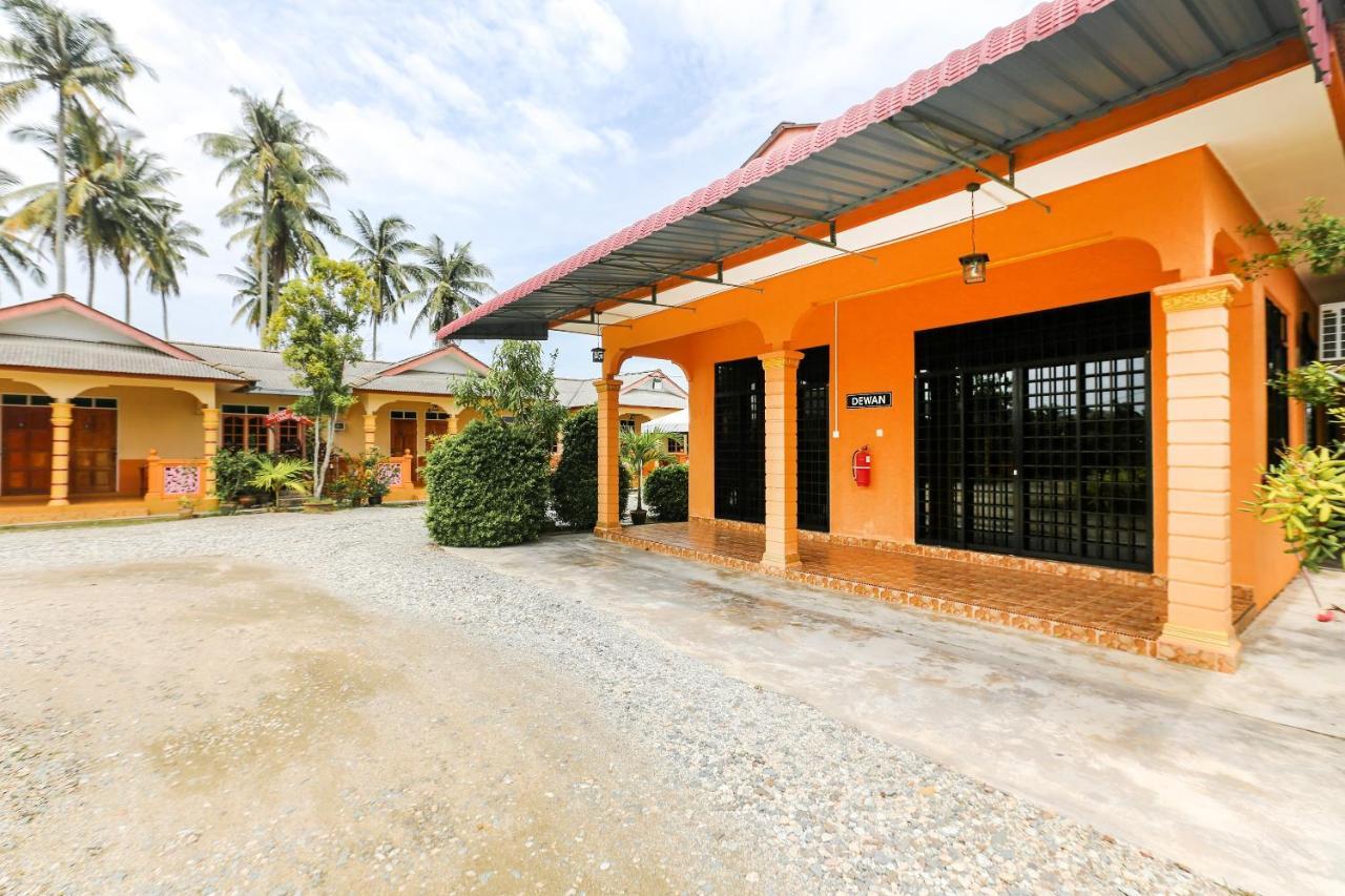 Oyo 89887 Chalet Yunie Marang Ngoại thất bức ảnh