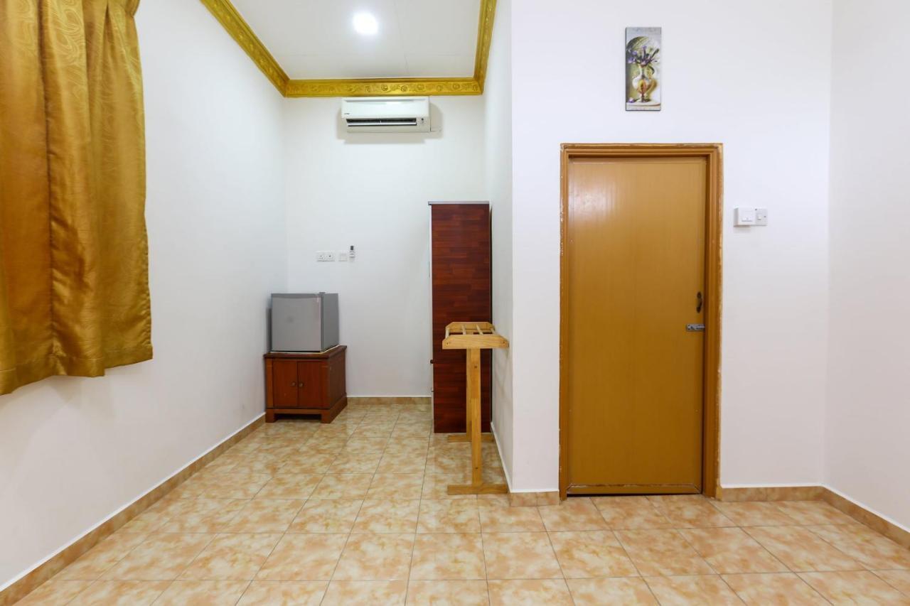 Oyo 89887 Chalet Yunie Marang Ngoại thất bức ảnh