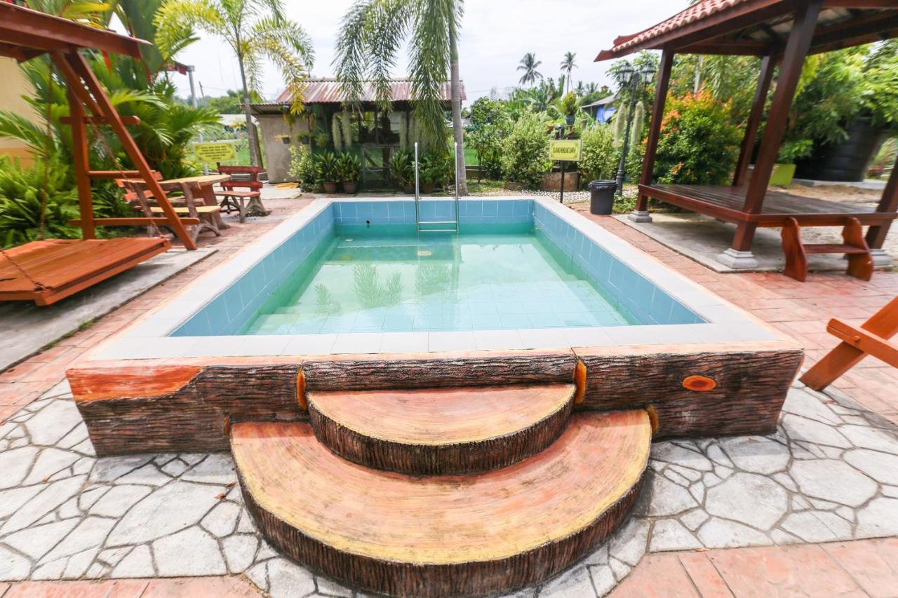 Oyo 89887 Chalet Yunie Marang Ngoại thất bức ảnh