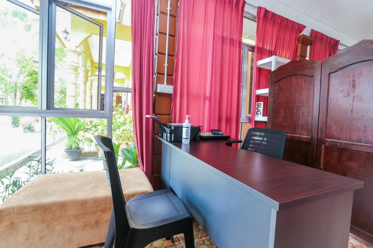 Oyo 89887 Chalet Yunie Marang Ngoại thất bức ảnh