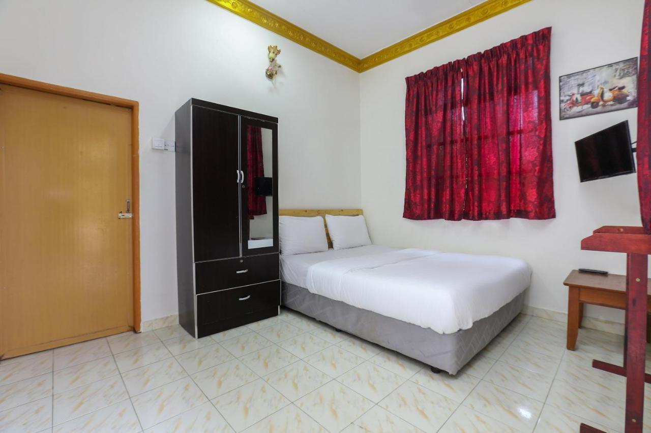 Oyo 89887 Chalet Yunie Marang Ngoại thất bức ảnh